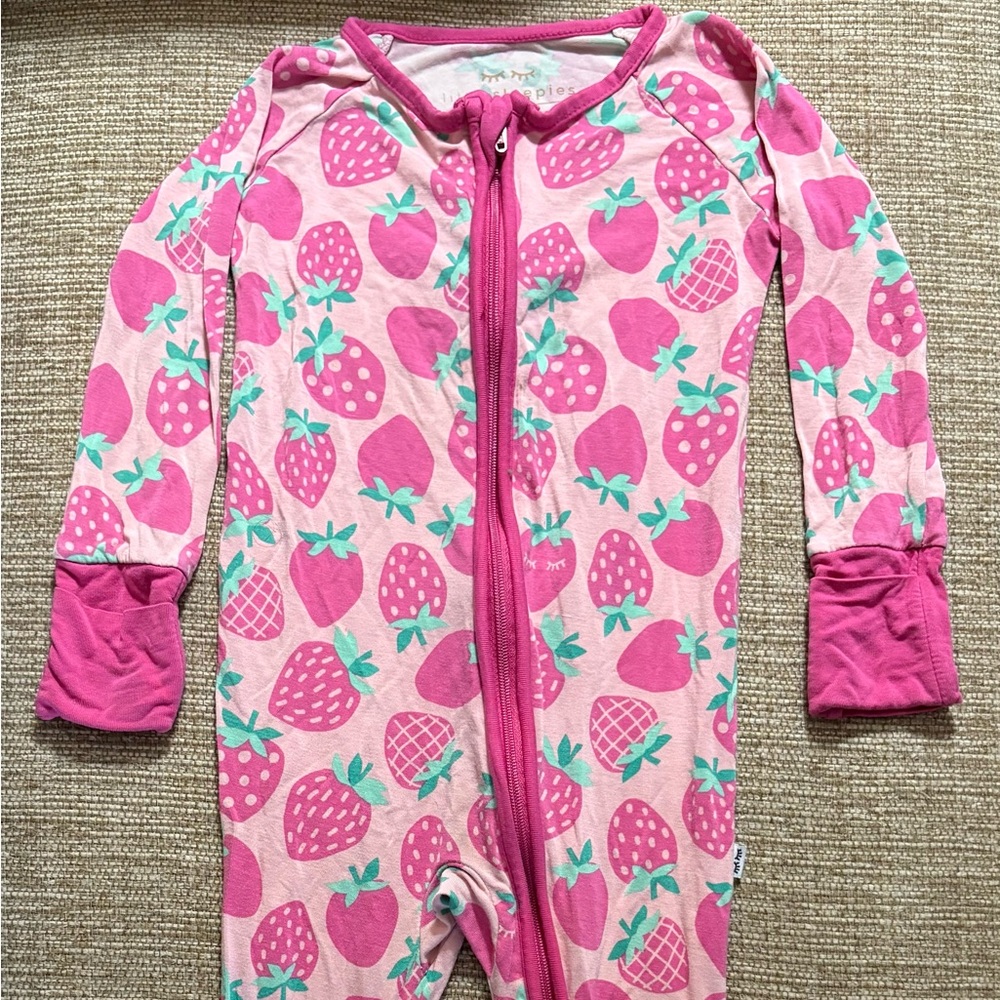 Little Sleepies Strawberries